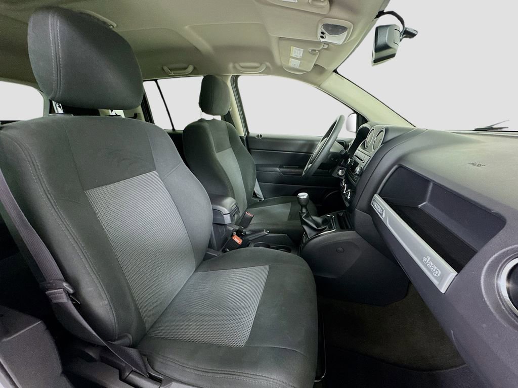 Used 2017 Jeep Compass Sport w/ Power Value Group image 19