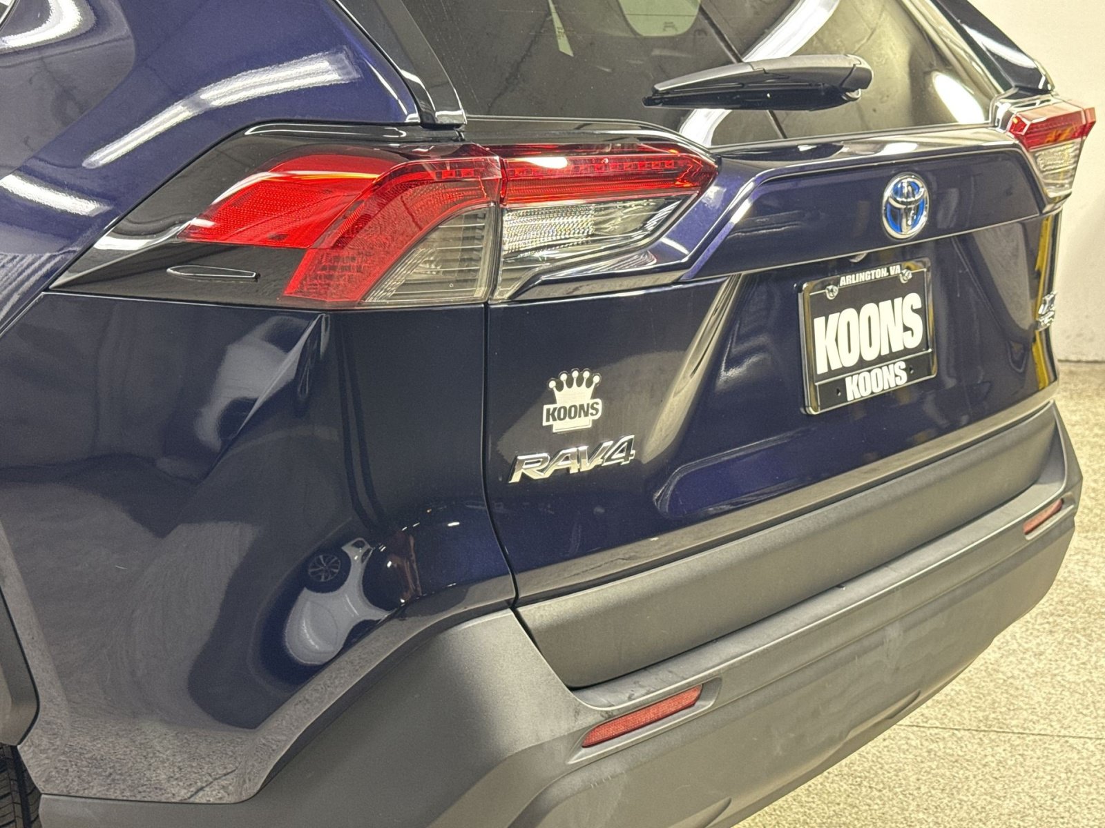 Used 2020 Toyota RAV4 XLE w/ Carpet Mat Package AWD/4WD image 38