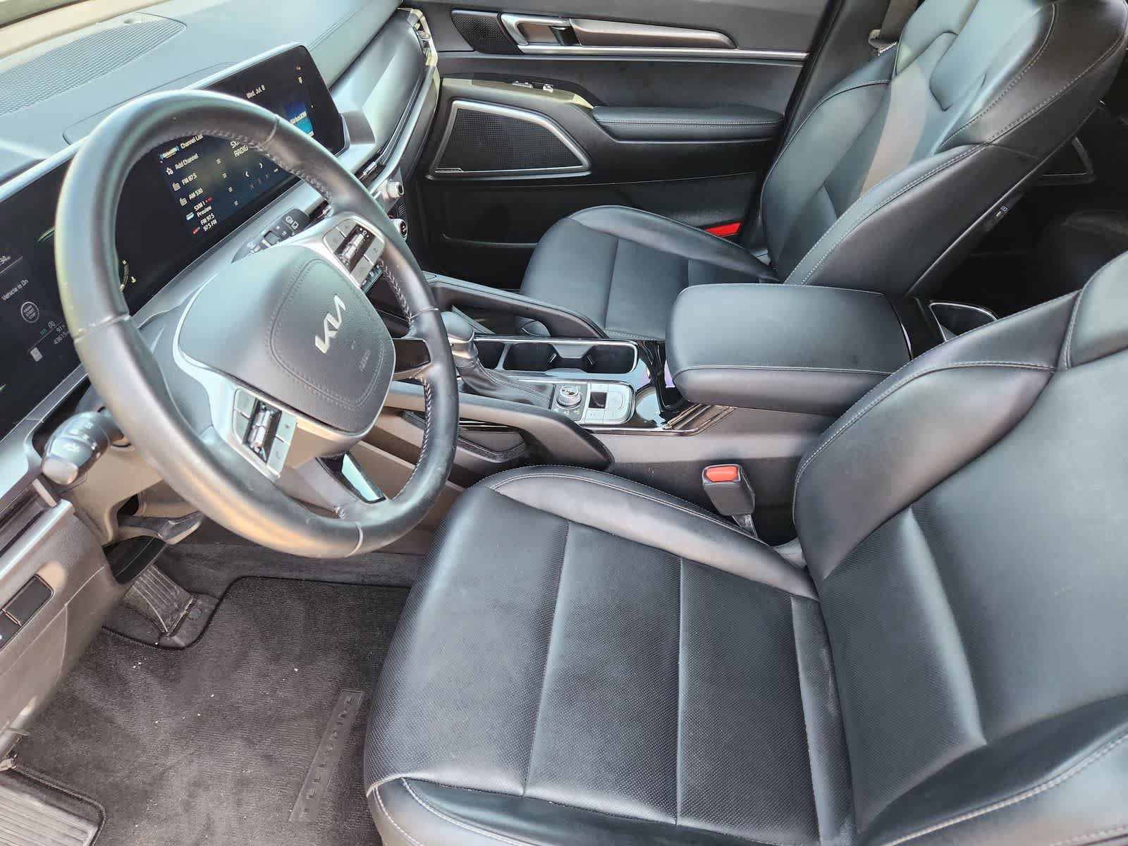 Certified 2024 Kia Telluride S w/ S Sunroof Package AWD/4WD image 11