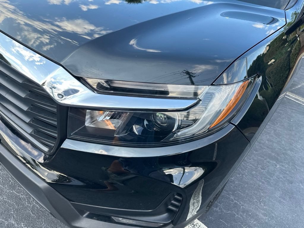 Certified 2023 Honda Ridgeline RTL image 9