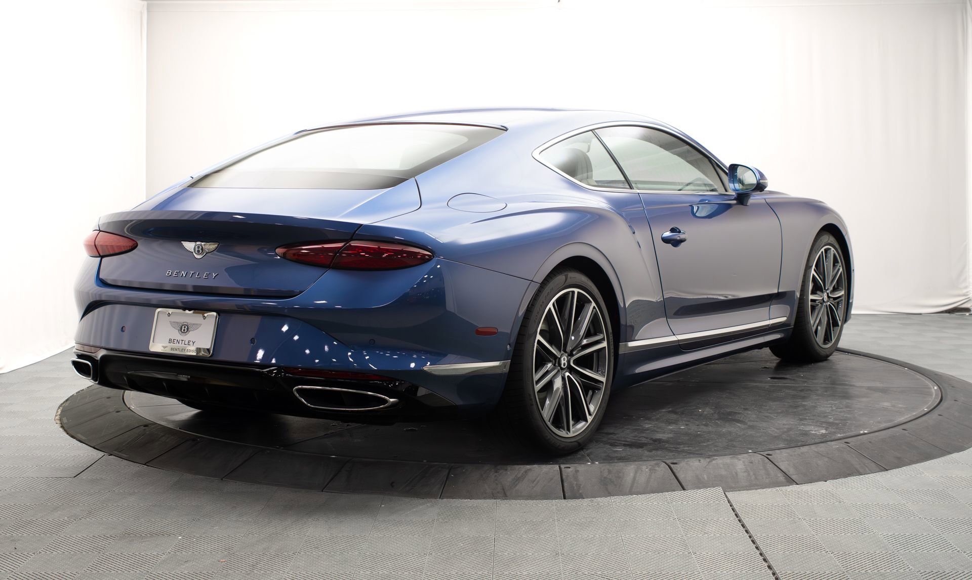 New 2026 Bentley Continental GT AWD/4WD image 2