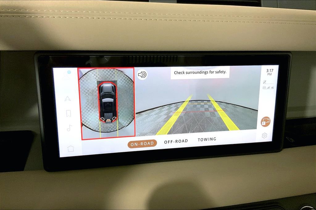 Used 2022 Land Rover Defender 110 SE image 21