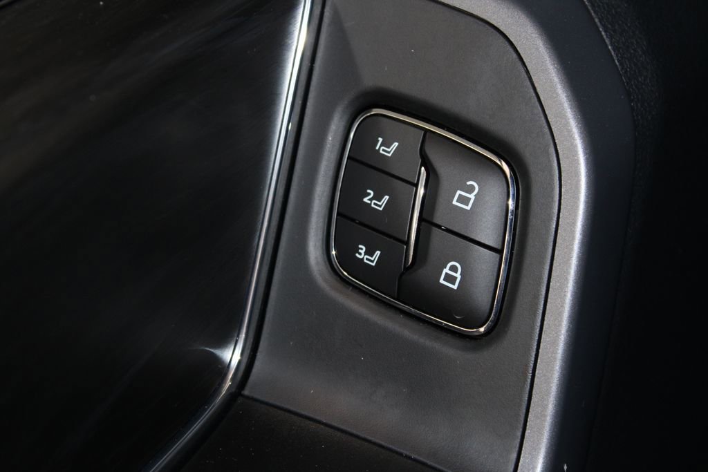 New 2025 Ford F150 Lariat w/ Equipment Group 502A High image 39