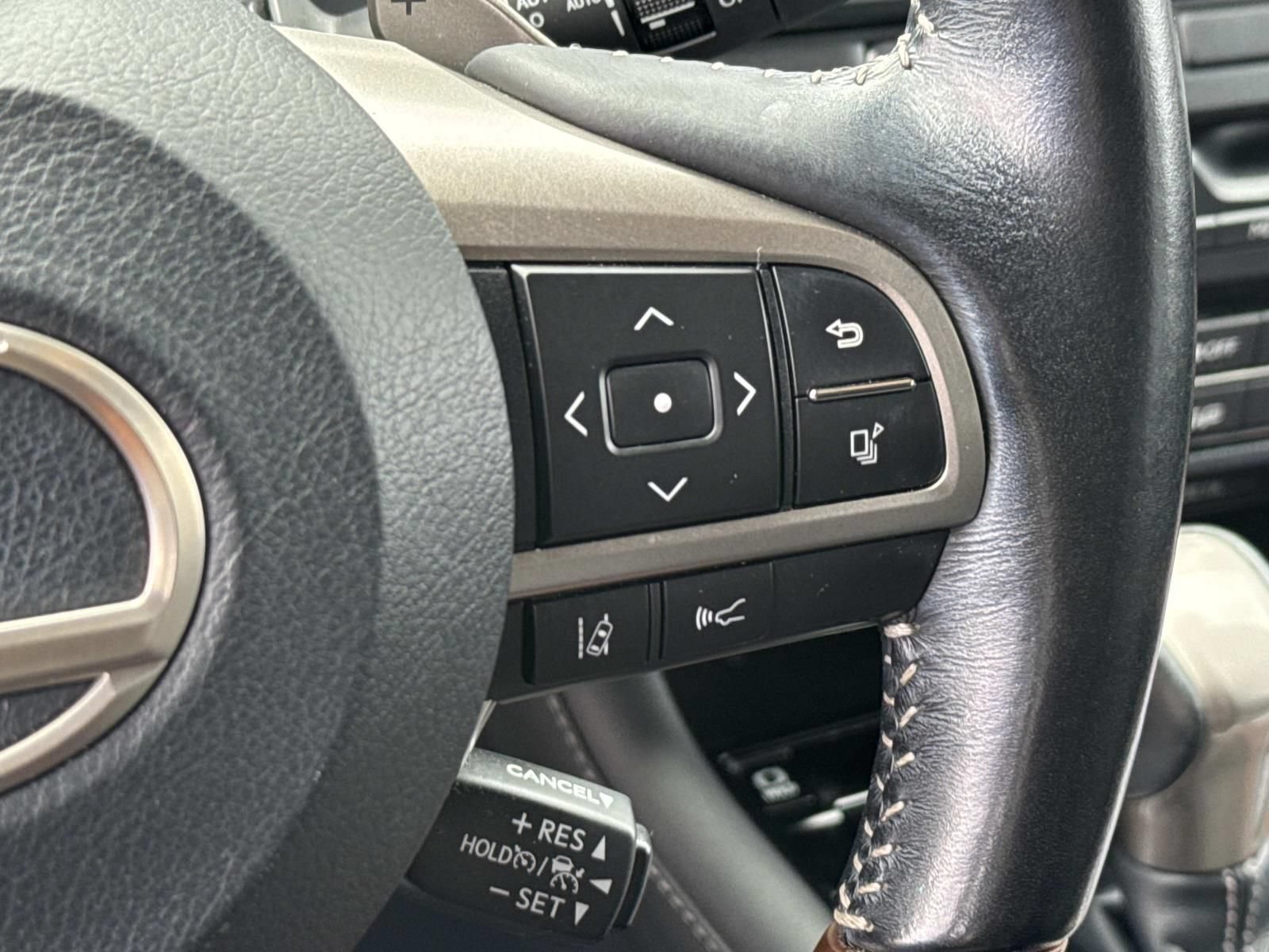 Used 2021 Lexus RX 350L FWD w/ Premium Package image 24