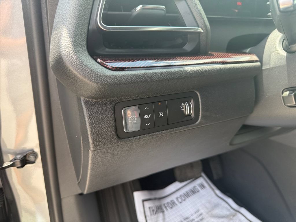 Used 2026 Chevrolet Traverse RS FWD image 20