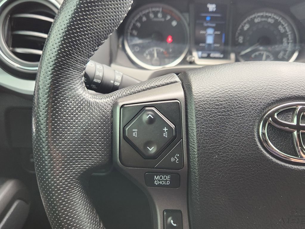 Used 2023 Toyota Tacoma TRD Off-Road w/ Black Out Package (TMS) AWD/4WD image 17