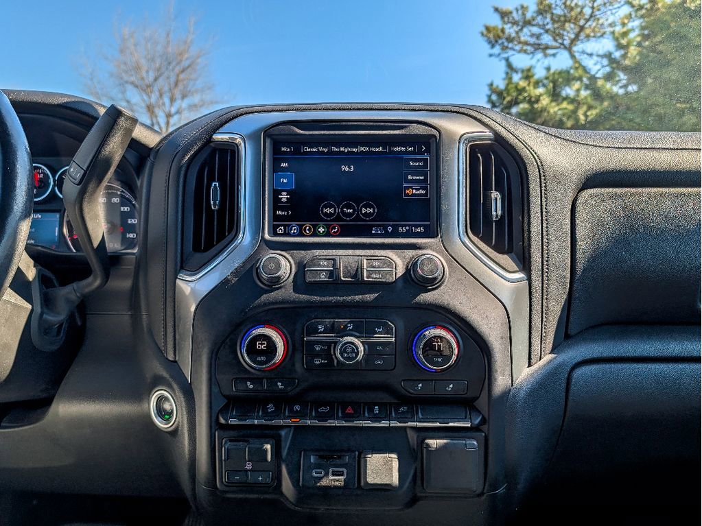 Used 2019 Chevrolet Silverado 1500 LT w/ All-Star Edition image 23