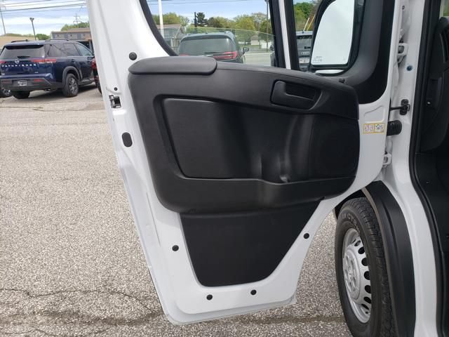Used 2025 RAM ProMaster 1500 w/ Convenience Group FWD image 13