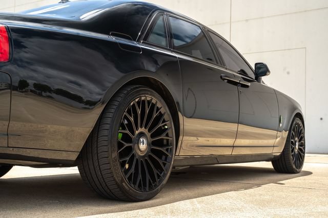 Used 2013 Rolls-Royce Ghost RWD image 14