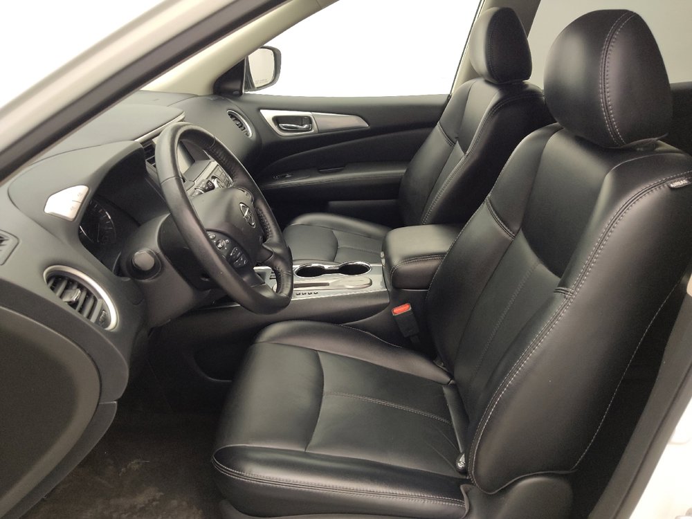 Used 2020 Nissan Pathfinder SL image 17