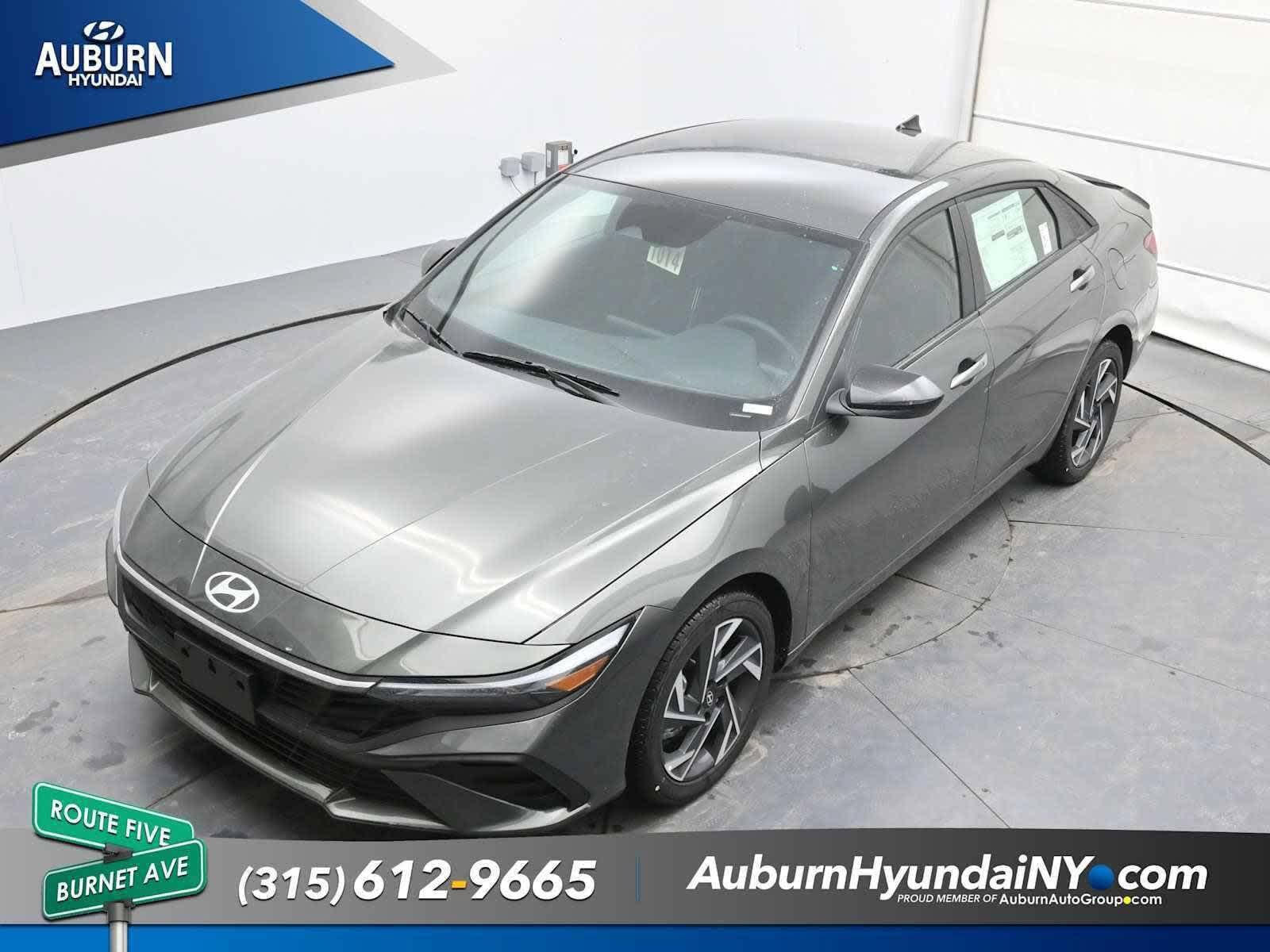 New 2025 Hyundai Elantra Sport FWD image 30