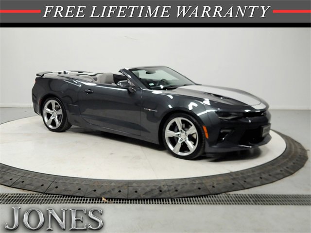 Used 2018 Chevrolet Camaro SS image 1