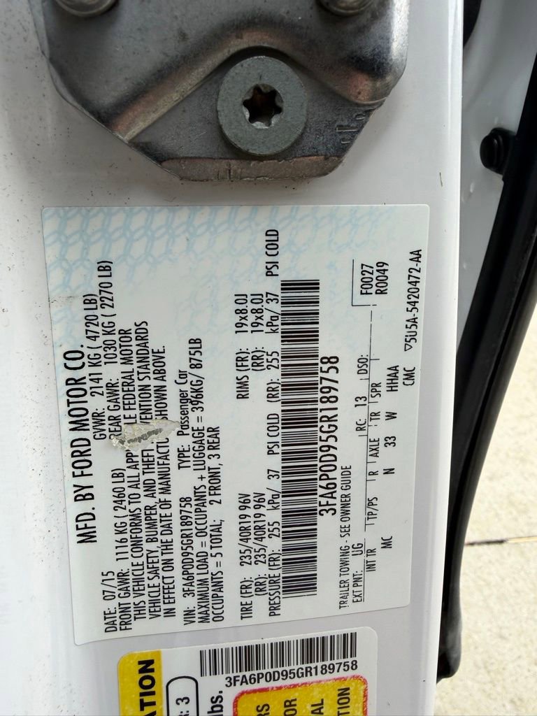 Used 2016 Ford Fusion Titanium image 31