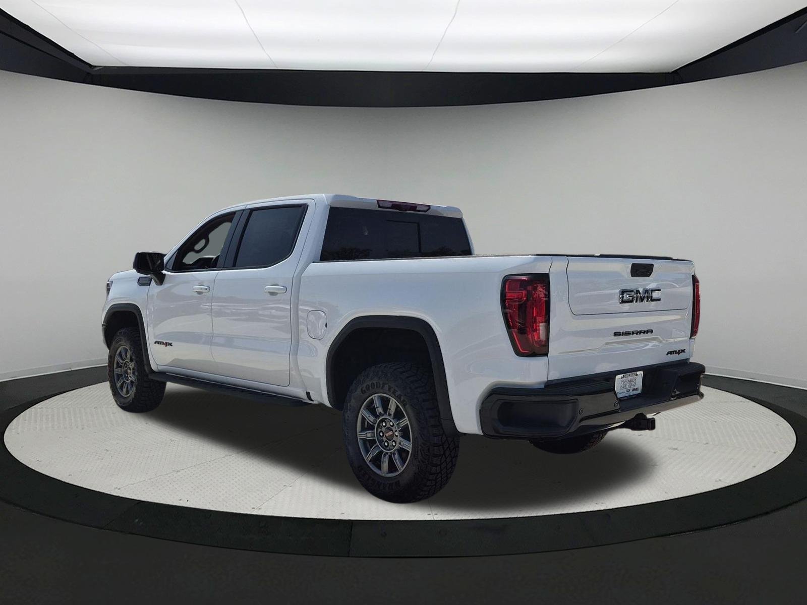 New 2026 GMC Sierra 1500 AT4X w/ LPO, Black Badging Package AWD/4WD image 3