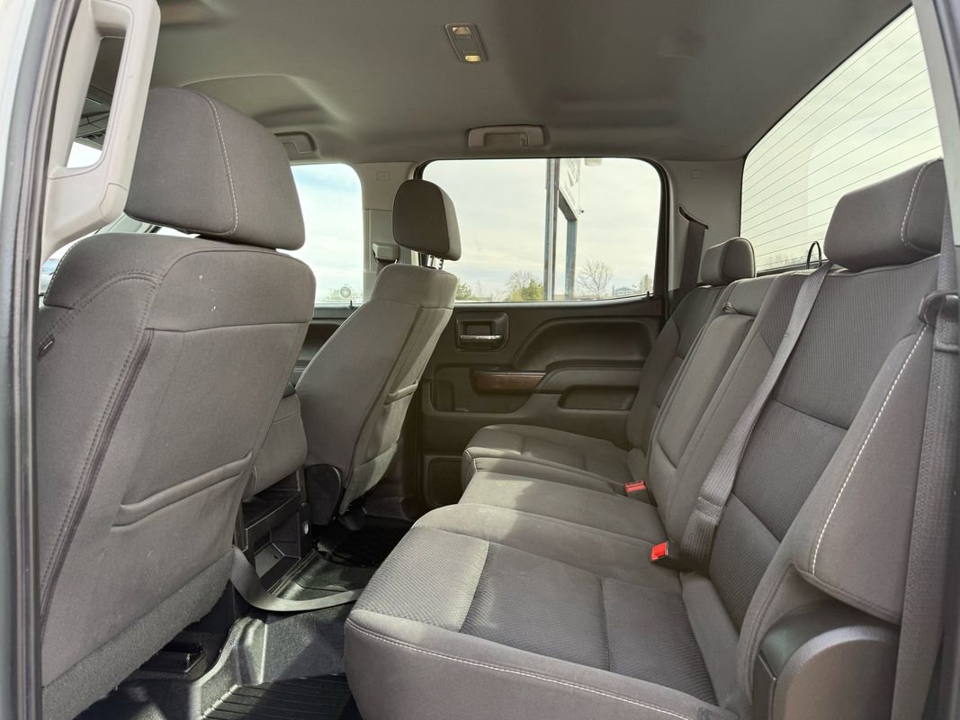 Used 2018 GMC Sierra 2500 SLE image 15