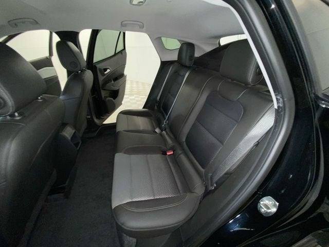 Used 2024 Chevrolet Trax LT w/ Driver Confidence Package FWD image 15