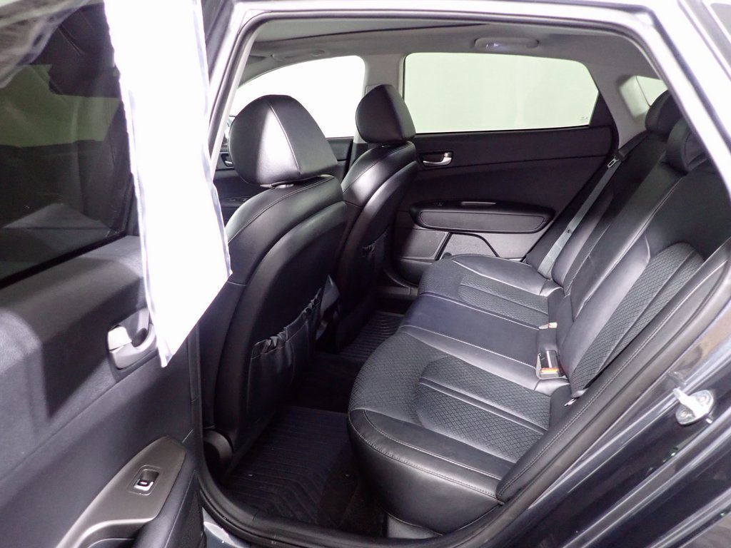 Used 2020 Kia Optima SE image 27