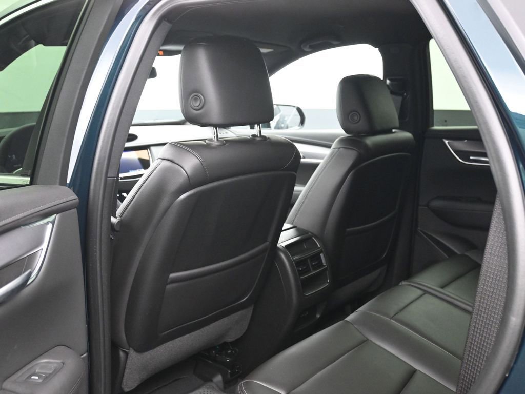 Used 2026 Cadillac XT5 Luxury image 13