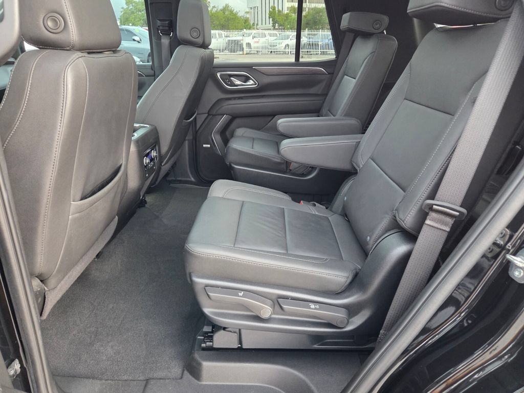 Certified 2024 Chevrolet Tahoe LT w/ Luxury Package RWD image 8