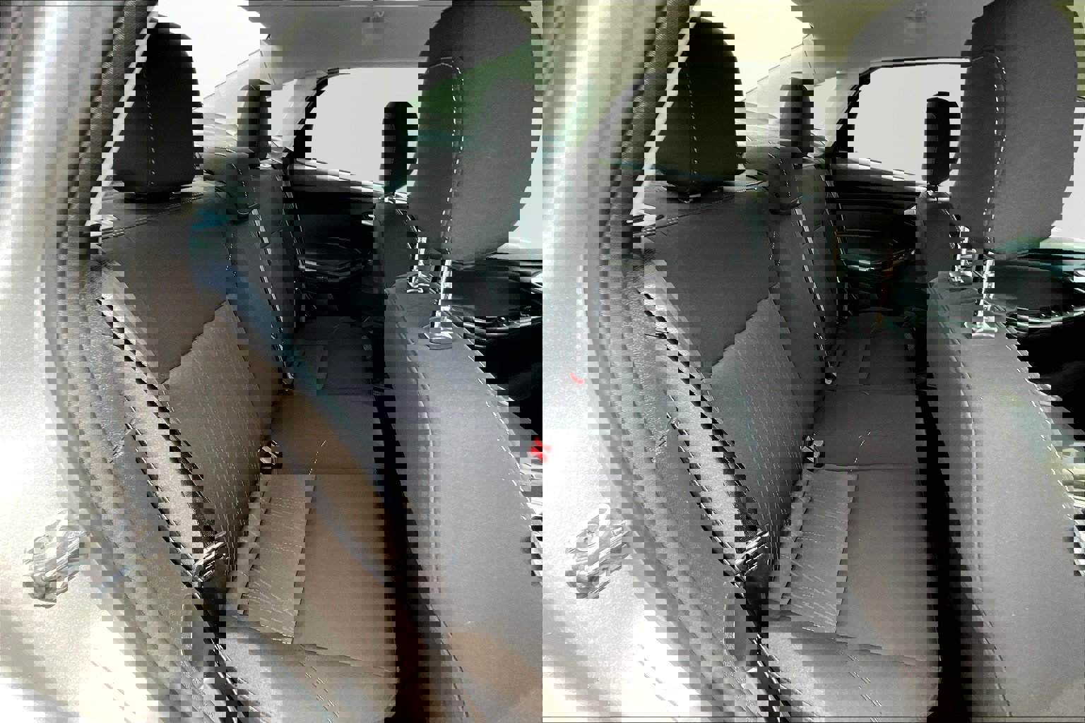 Used 2018 Ford Focus SE image 16