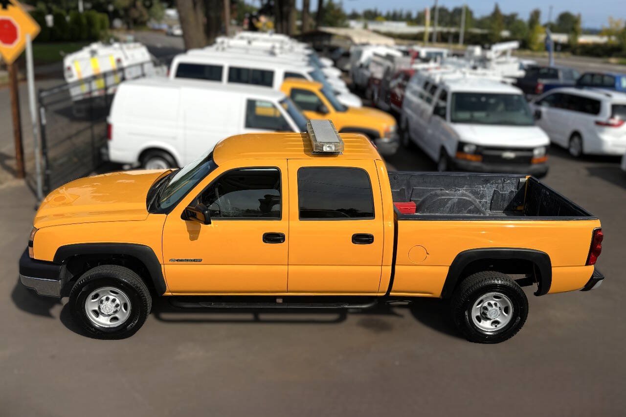 Used 2007 Chevrolet Silverado 2500 W/T RWD image 2