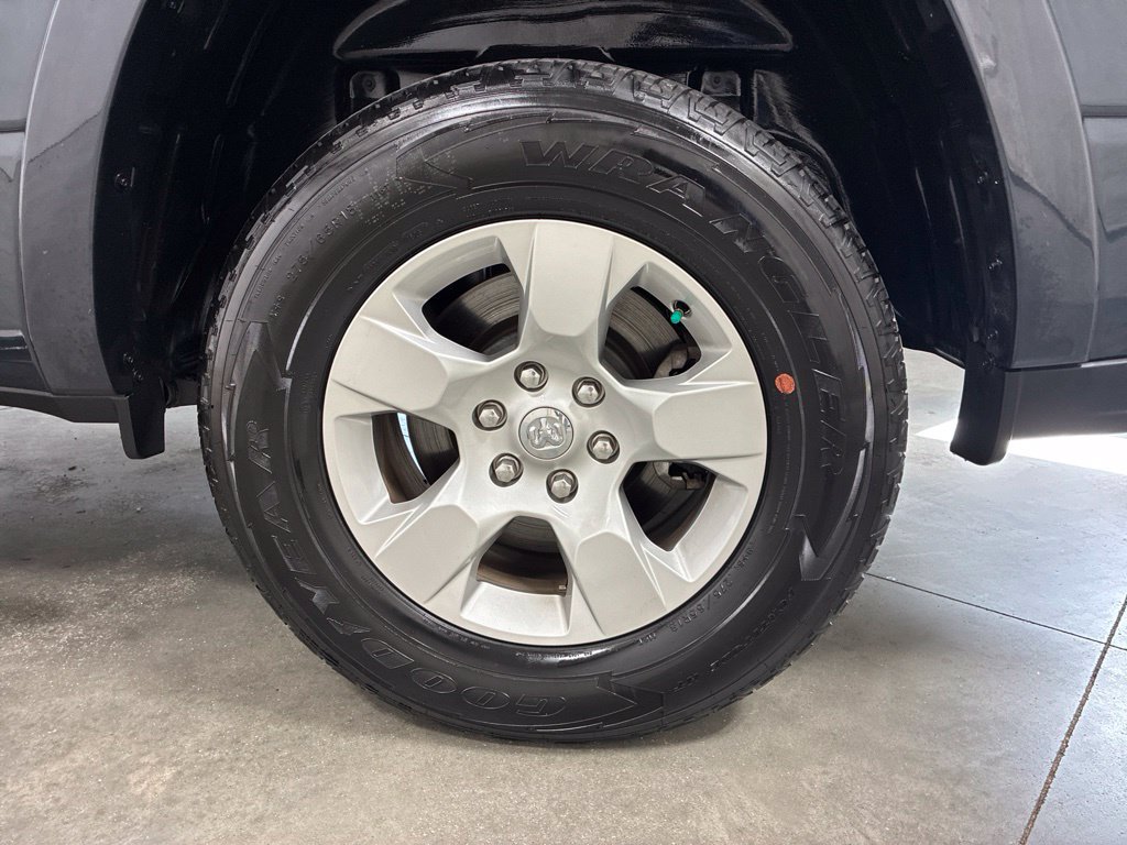 Used 2025 RAM 1500 Big Horn AWD/4WD image 25