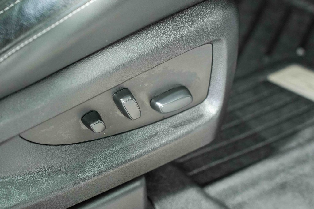 Used 2019 Chevrolet Suburban Premier image 23