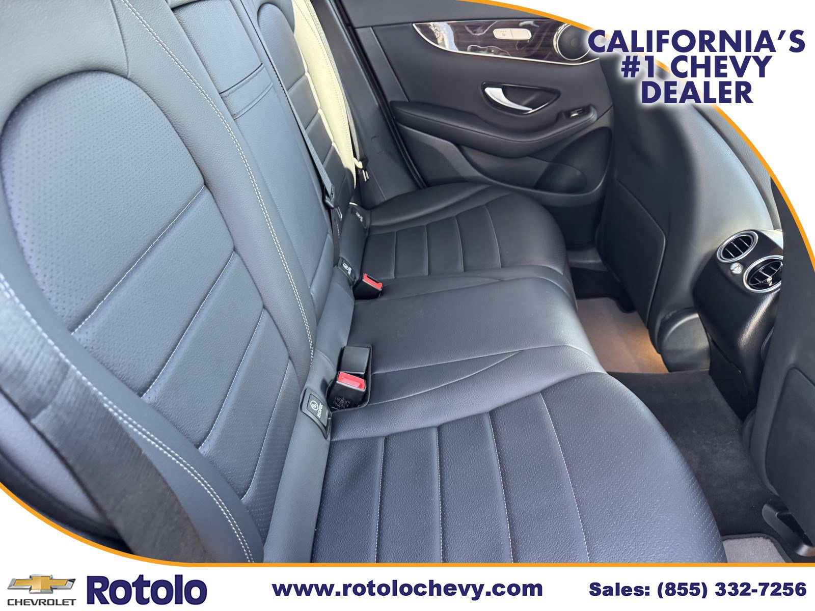 Used 2022 Mercedes-Benz GLC 300 4MATIC Coupe image 10