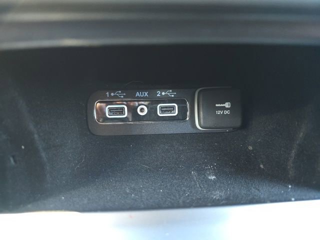 Used 2021 Jeep Grand Cherokee Laredo X image 15