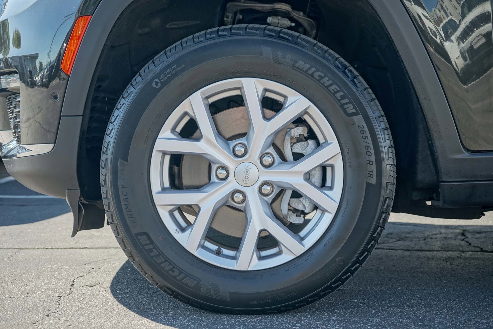 Used 2022 Jeep Grand Cherokee L Limited w/ Luxury Tech Group II image 10