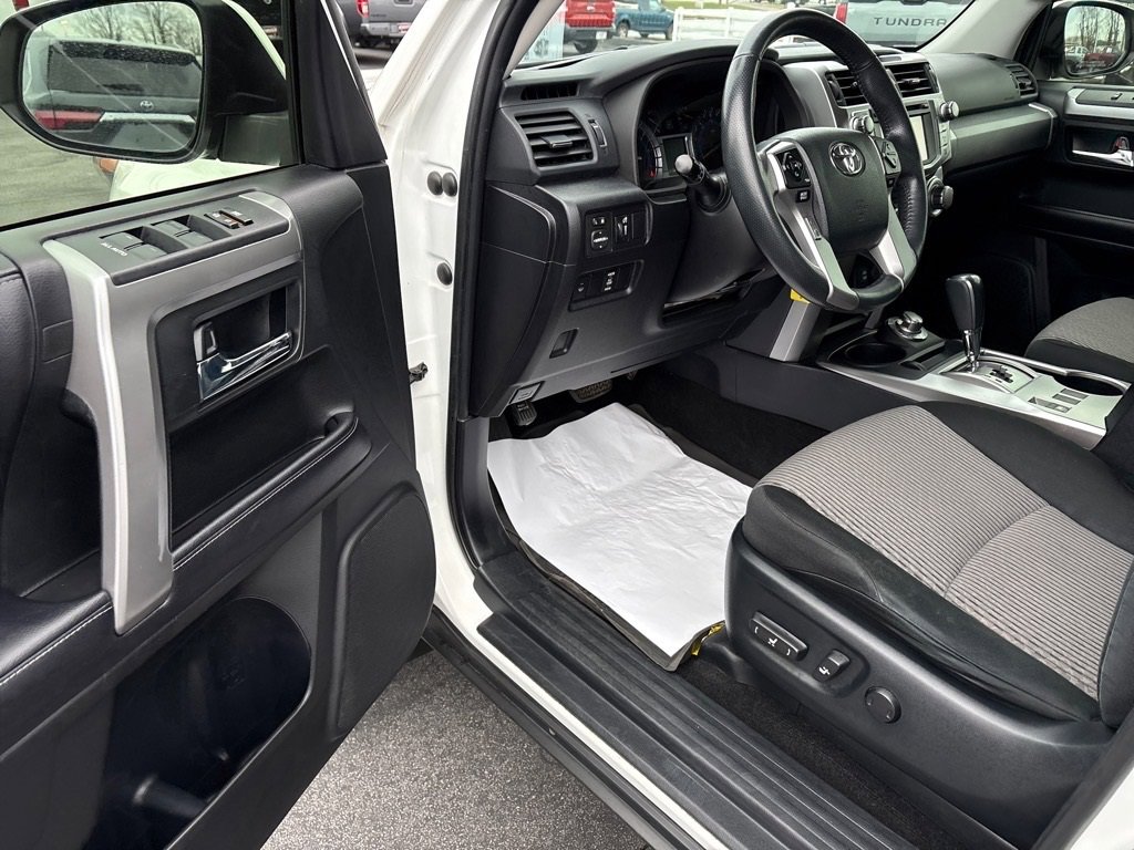 Used 2018 Toyota 4Runner SR5 image 19
