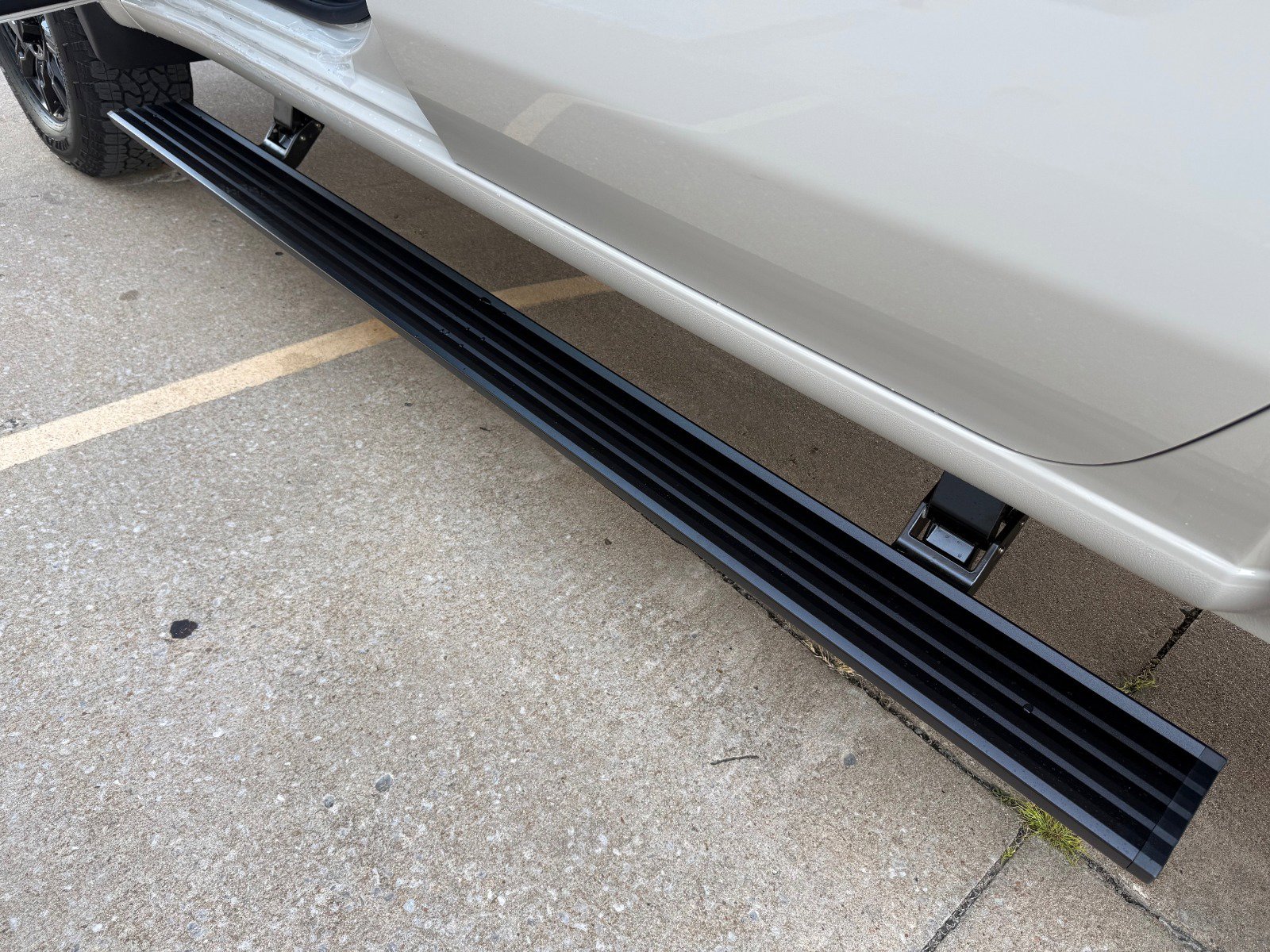 New 2026 GMC Sierra 2500 AT4 w/ AT4 Premium Plus Package image 9