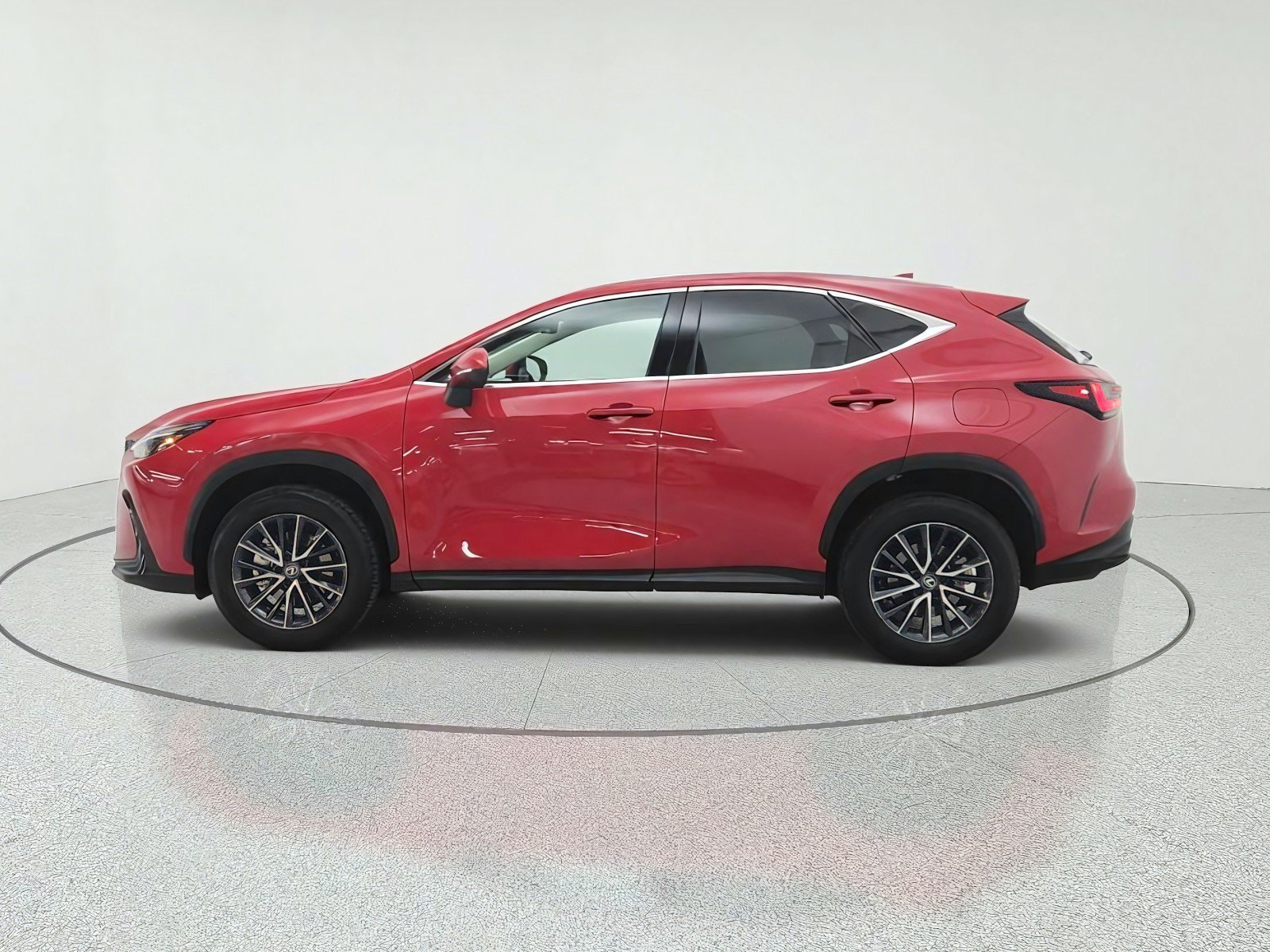 Used 2024 Lexus NX 350h AWD image 8