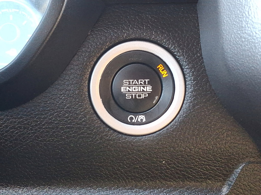 Used 2022 RAM 1500 Big Horn AWD/4WD image 32