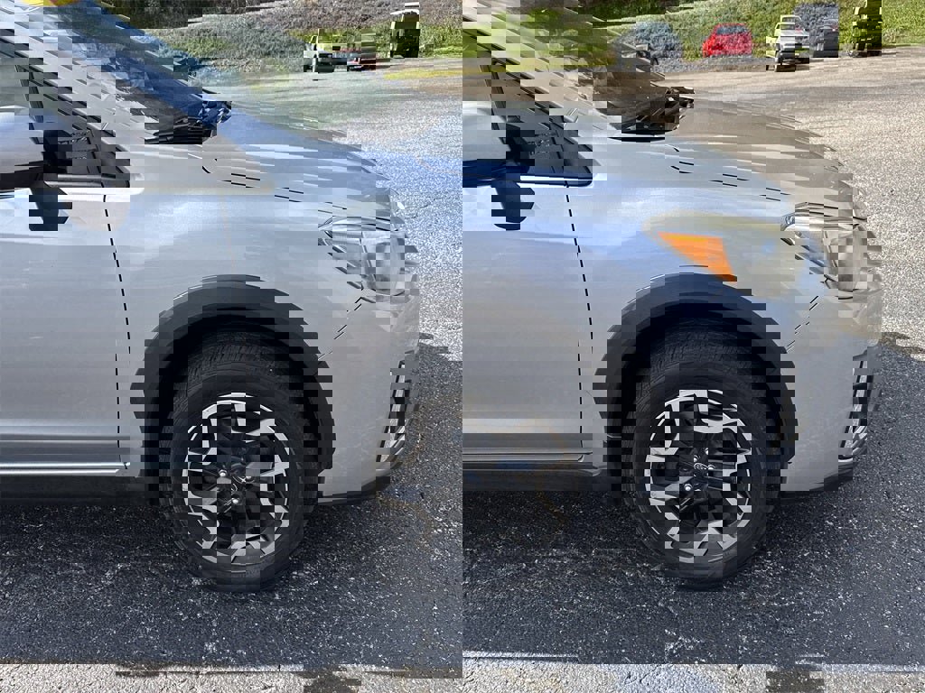 Used 2016 Subaru Crosstrek 2.0i Premium w/ Moonroof Package image 2