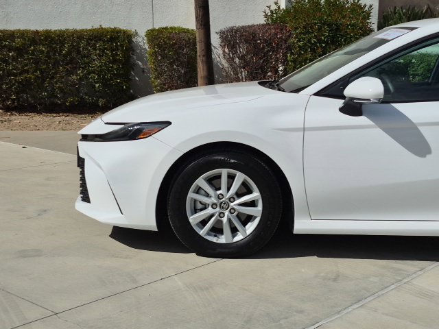 Used 2026 Toyota Camry LE FWD image 22