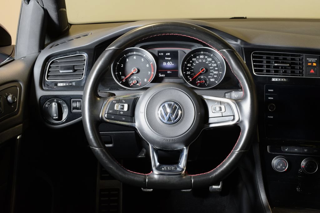Used 2020 Volkswagen GTI SE FWD image 14