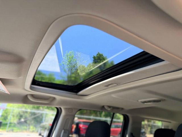 Used 2013 Jeep Patriot Latitude w/ Sun/Sound Group FWD image 13