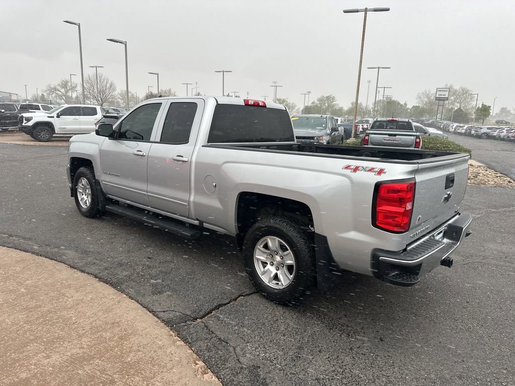 Used 2017 Chevrolet Silverado 1500 LT w/ All Star Edition AWD/4WD image 27