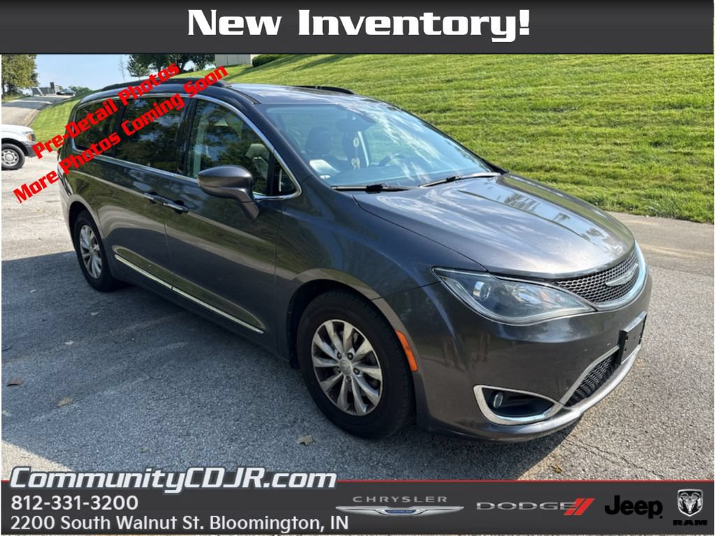 Used 2017 Chrysler Pacifica Touring-L
