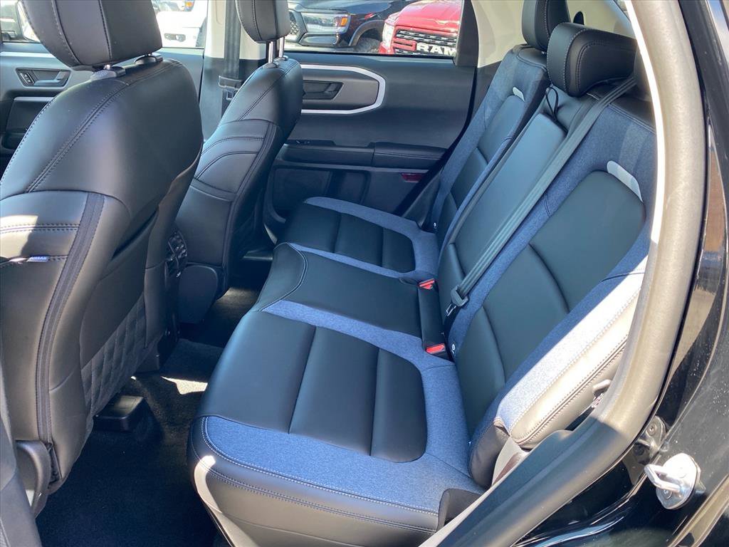 Used 2025 Ford Bronco Sport Outer Banks w/ Outer Banks Tech Package+ AWD/4WD image 24