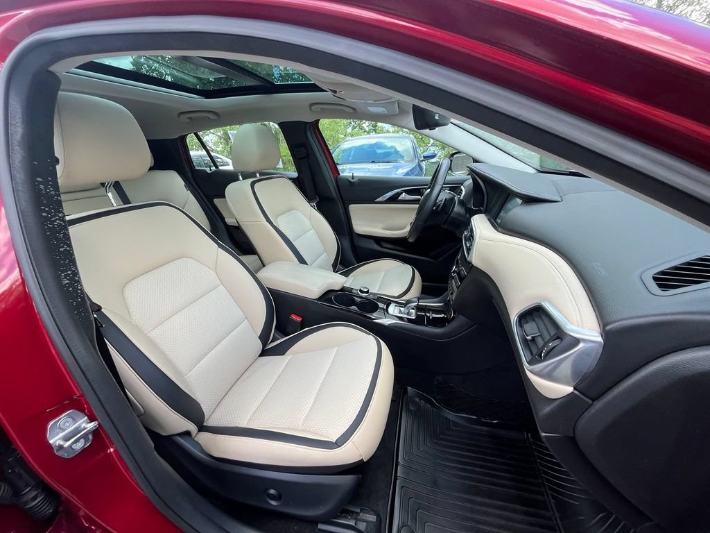 Used 2019 INFINITI QX30 AWD w/ Navigation Package image 12
