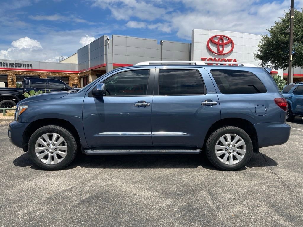 Used 2019 Toyota Sequoia Platinum AWD/4WD image 7