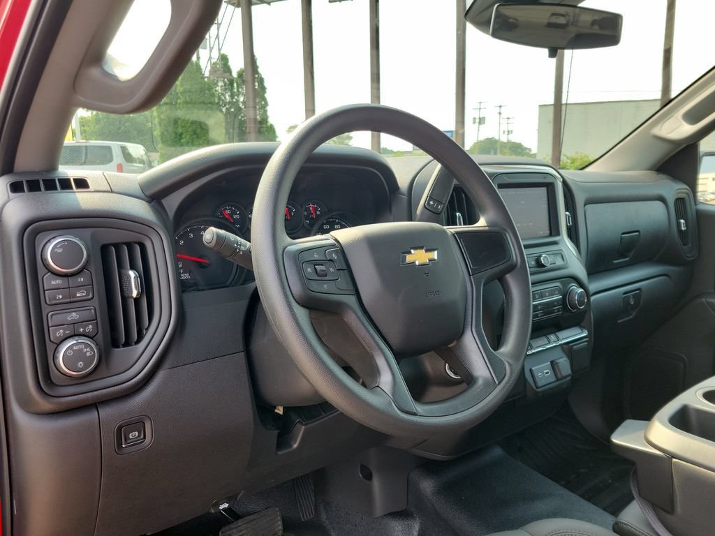 Used 2026 Chevrolet Silverado 1500 W/T w/ WT Value Package AWD/4WD image 14