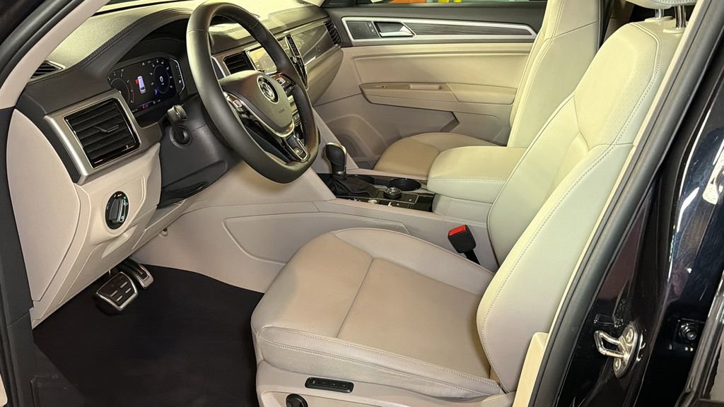 Used 2019 Volkswagen Atlas SEL R-Line image 21