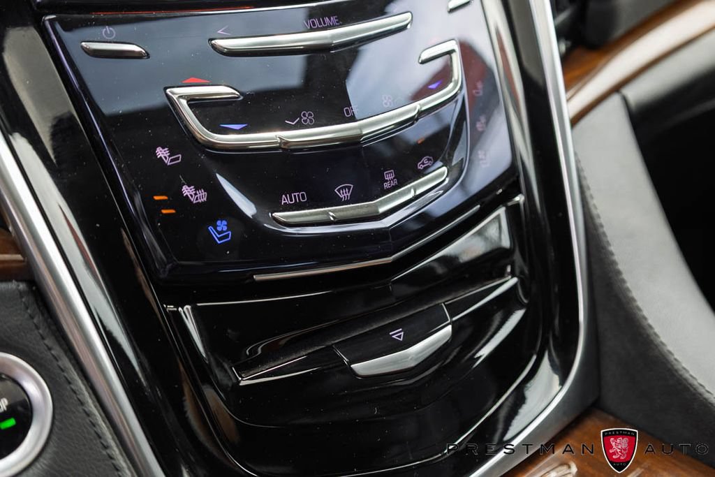 Used 2020 Cadillac Escalade Premium Luxury AWD/4WD image 36