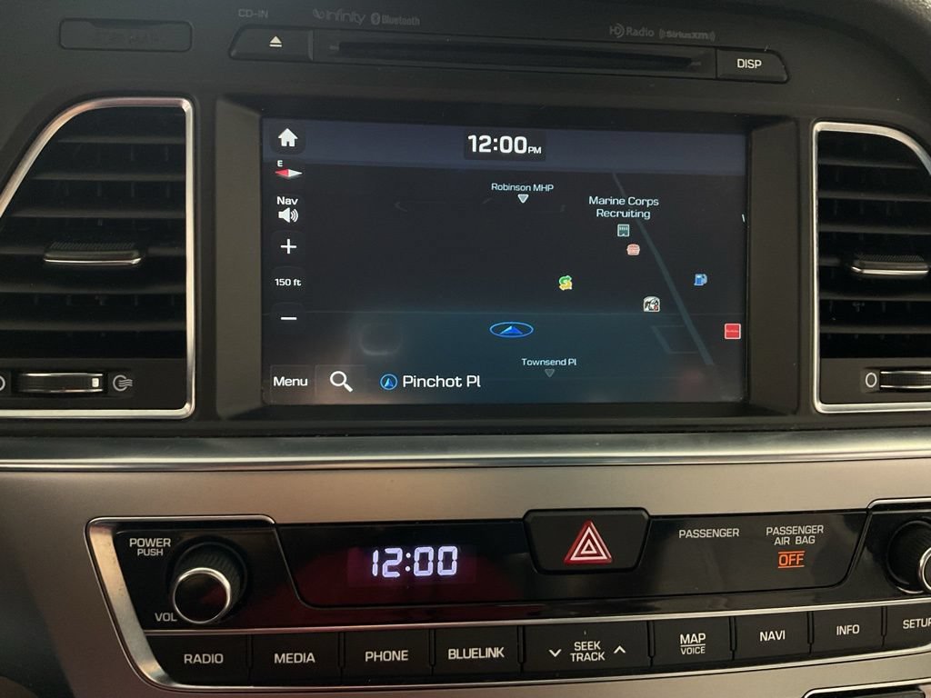 Used 2016 Hyundai Sonata Limited w/ Option Group 05 FWD image 5