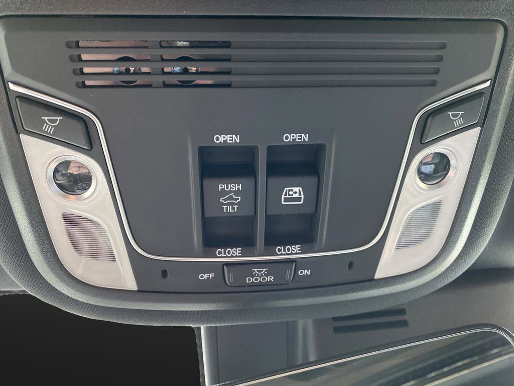 Used 2025 Honda Ridgeline TrailSport image 33