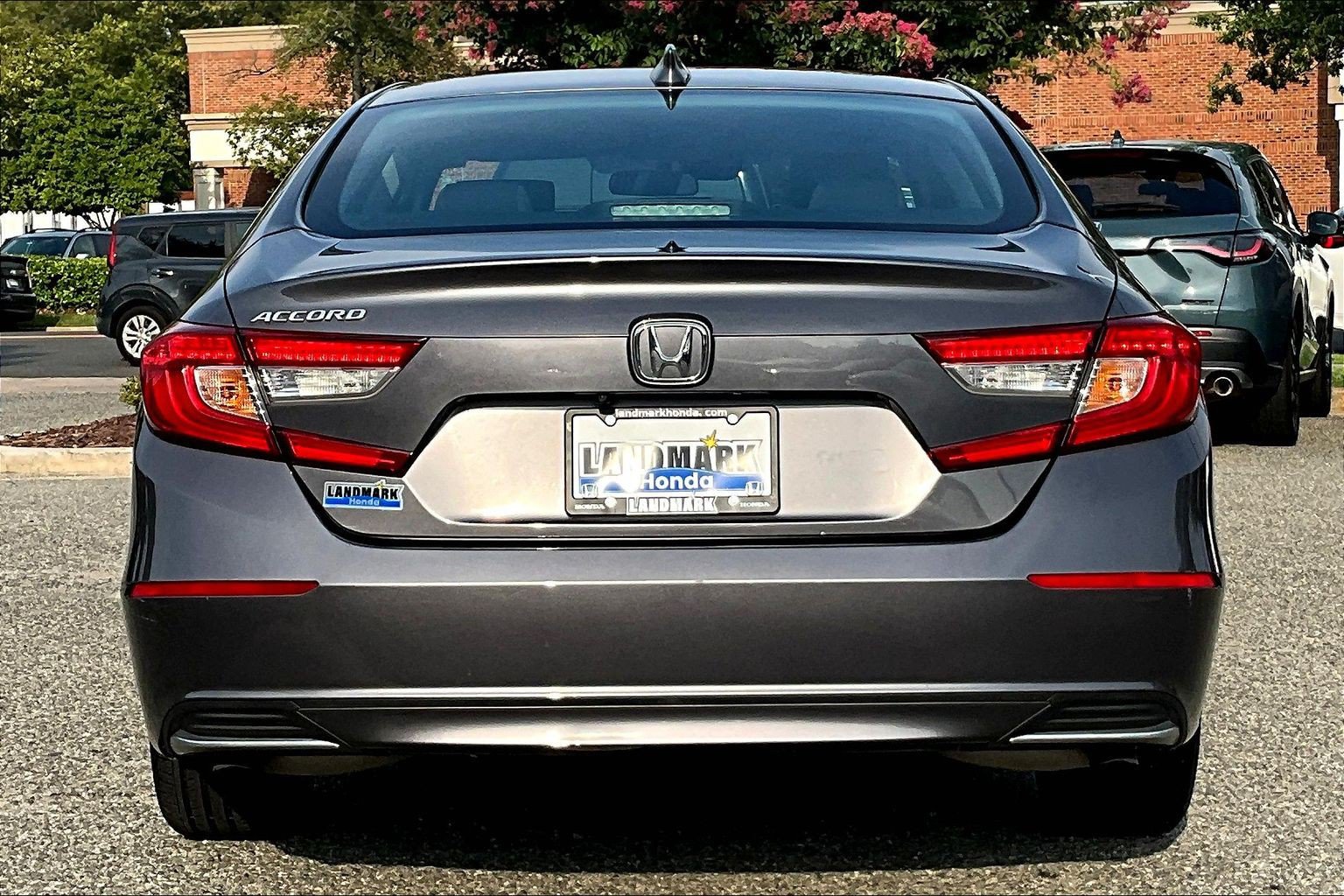 Used 2021 Honda Accord LX image 4