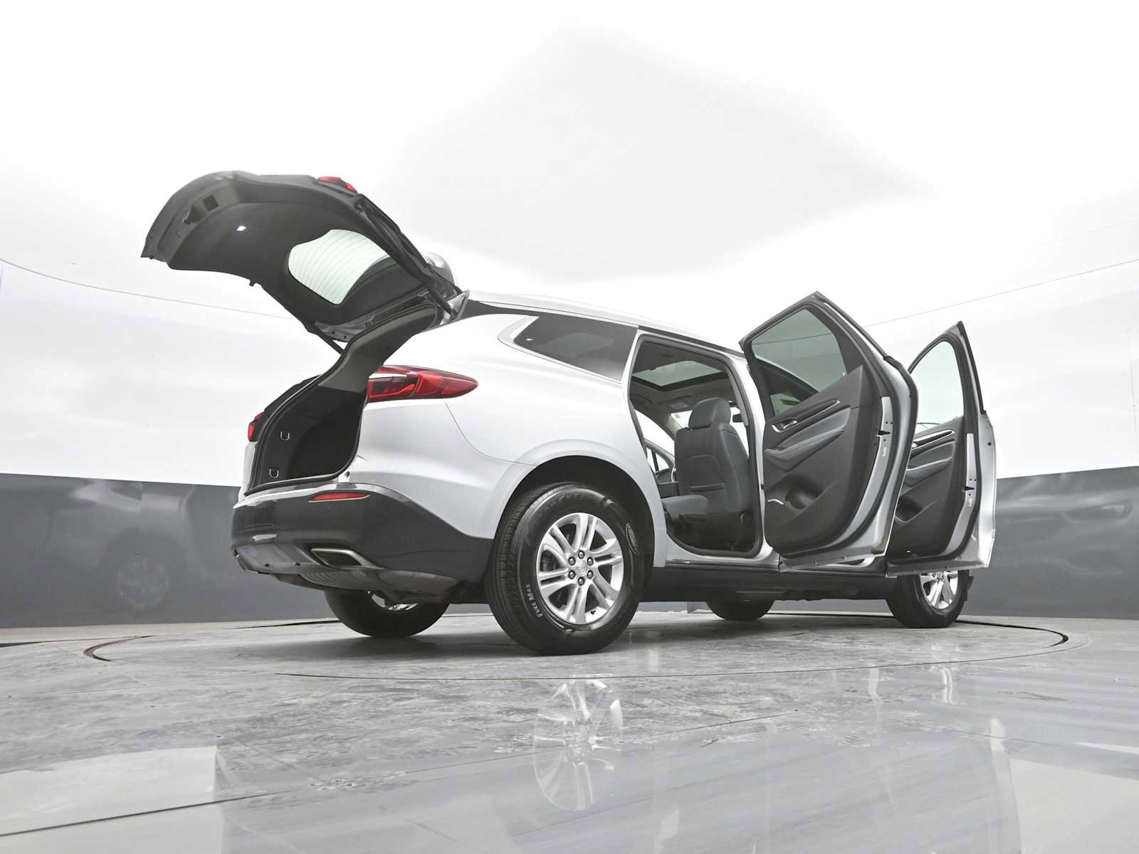 Used 2019 Buick Enclave Essence w/ Trailering Package, 5000 lbs. AWD/4WD image 54